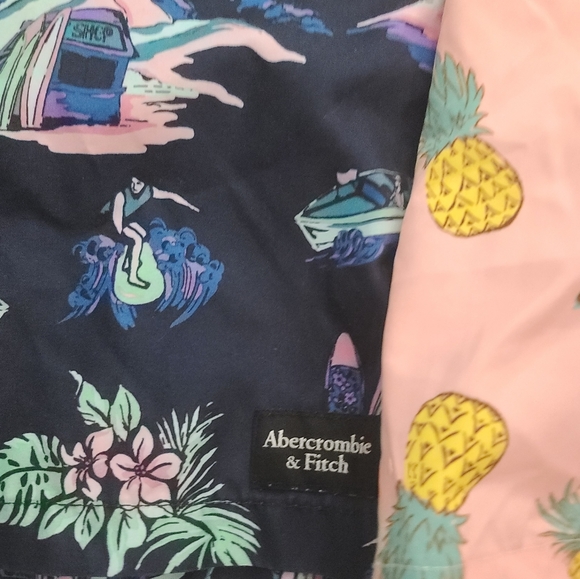 Abercrombie swimming shirt and shorts - Picture 3 of 4